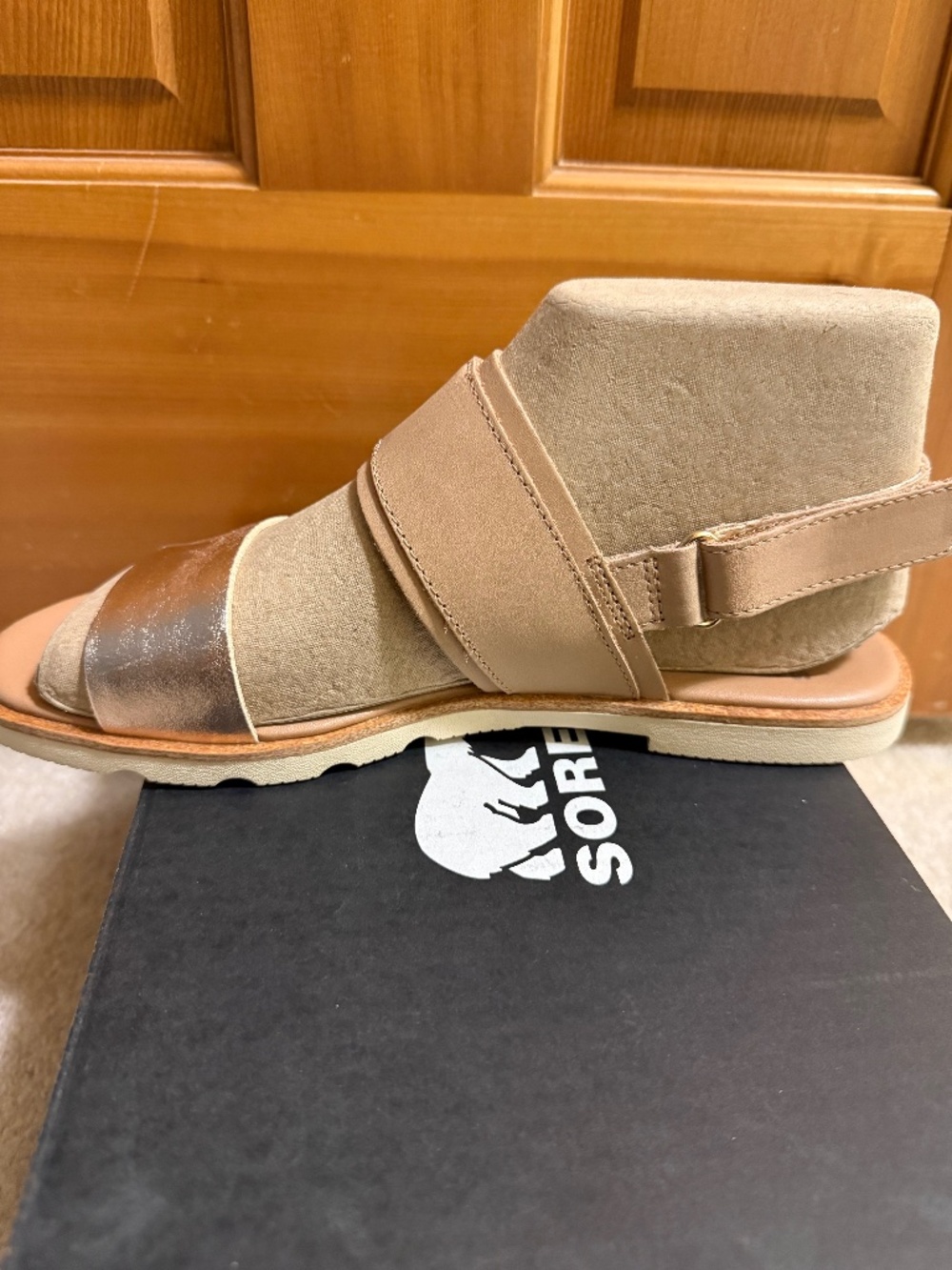 New Sorel Ella III Slingback Sandals, size 8.5